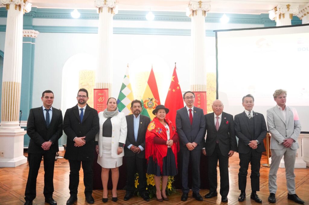 04ade448-43da-4e65-ba4b-4cb8878dec55