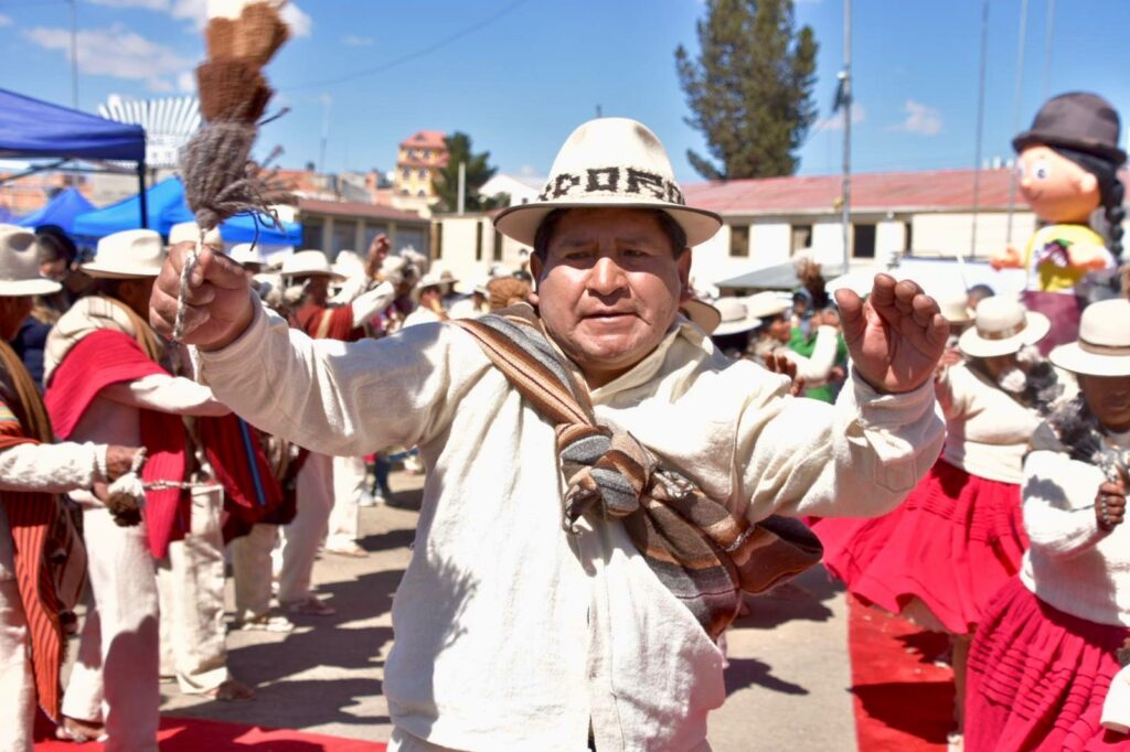 f92ab2b0-5b32-405e-9f28-422511d4d4db