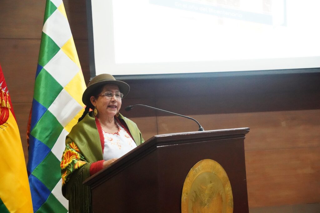 10d87aad-0b3a-475f-9162-8a0ed29622cb