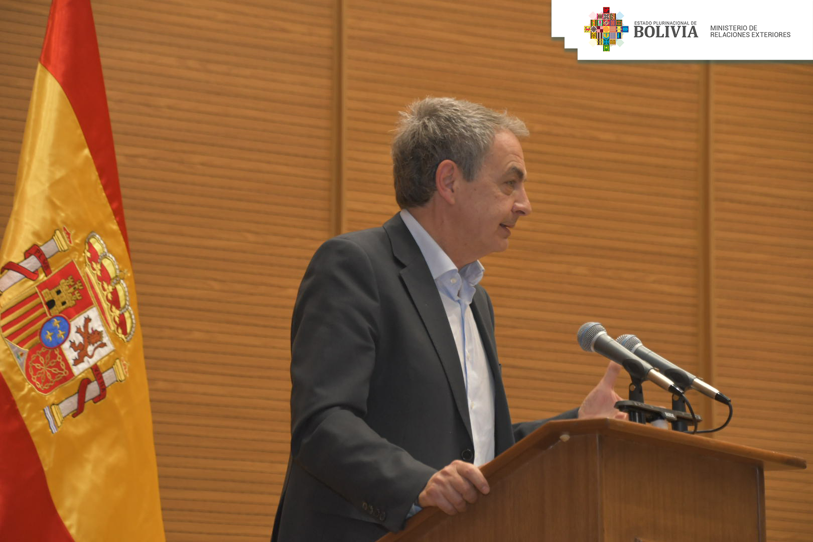 Conversatorios del Sur de la Academia Diplomática Plurinacional tuvo de ponente al ex Pdte. español José Luis Rodríguez Zapatero