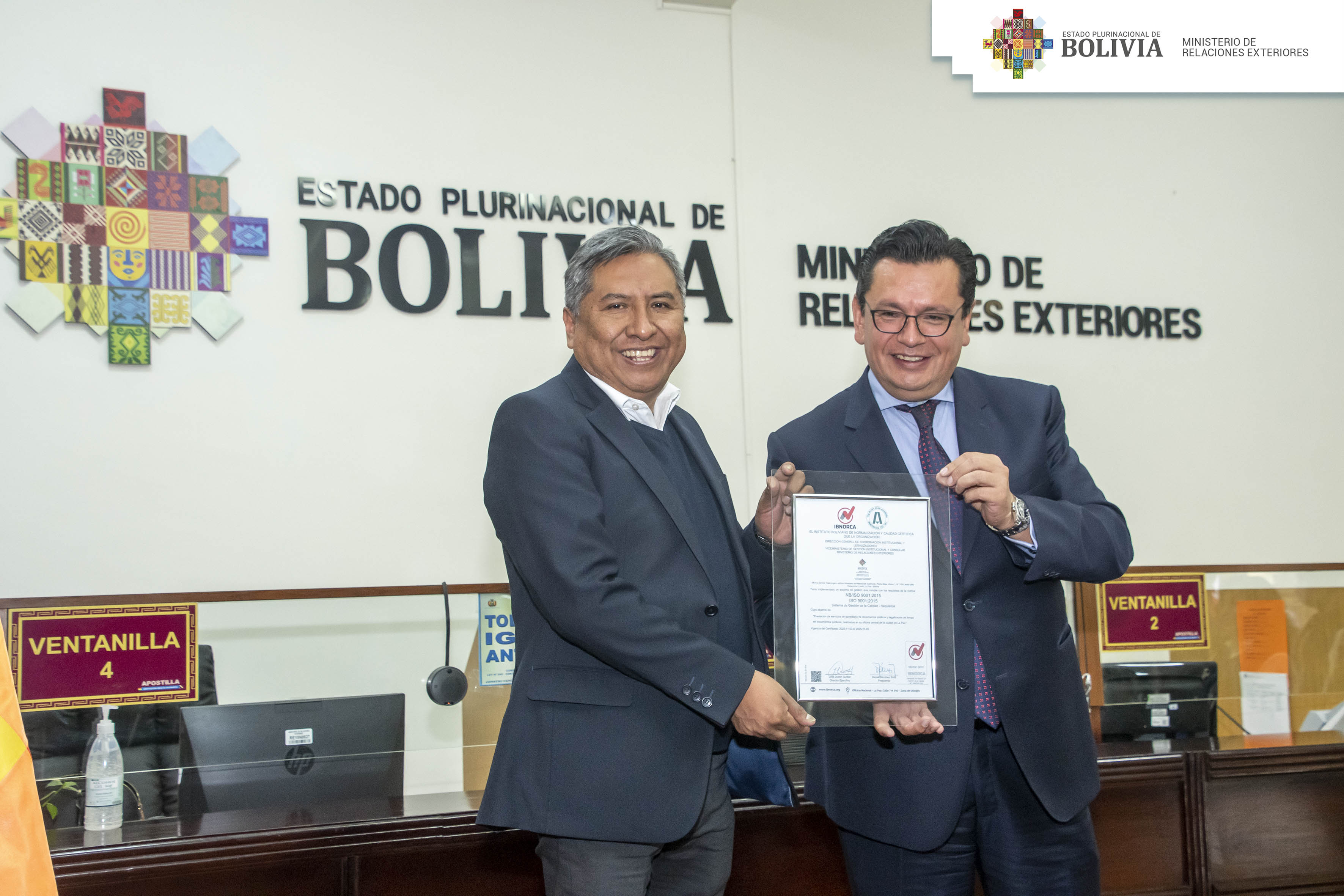 Cancillería de Bolivia recibe certificación internacional de calidad ISO 9001:2015